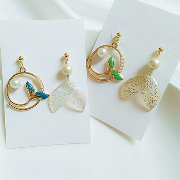 Dolphin Whale Tail Asymmetric Personality Mermaid Pearl Earrings