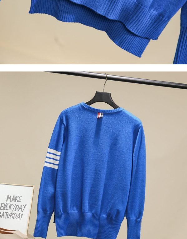 Hong Kong style little whale sweater
