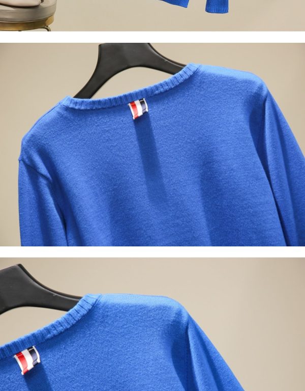 Hong Kong style little whale sweater