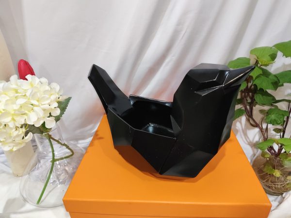Rotatable pen holder