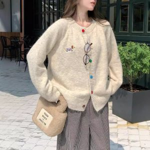 Embroidered Knit Cardigan
