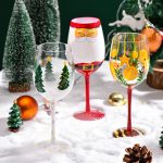 Christmas Wine Glass – Festive Painted Goblet